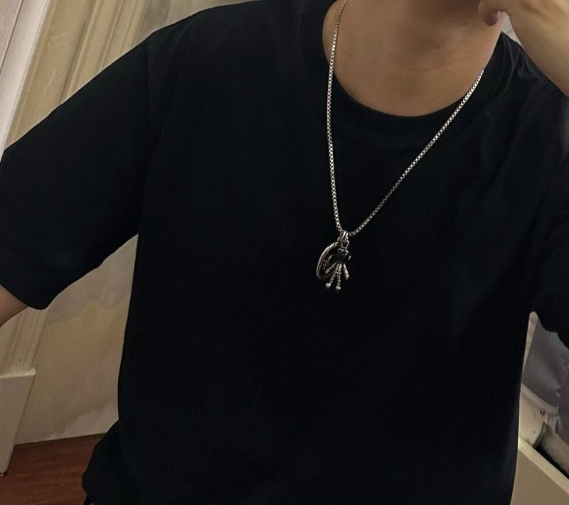 chr1st1an D10r necklaces